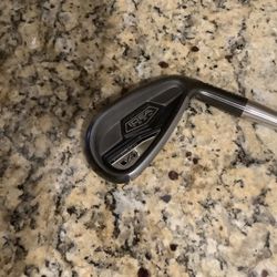 Adams Idea Tech. V4 Black  #6. $40