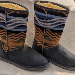 Ugg Australia Classic Tall Boots Southwest Aztec  Size 8