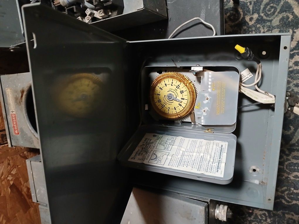 Misc Electrical Boxes