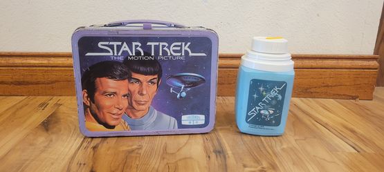 Vintage/Antique 1979 Star Trek The Motion Picture Metal Lunchbox With Thermos