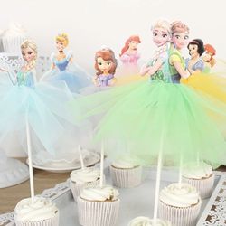 Anna And Elsa Cupcake toppers 