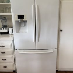 Samsung Refrigerator White French Door