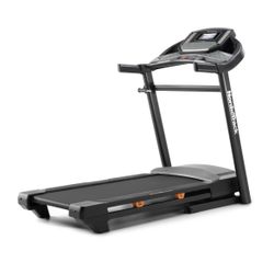 NordicTrack C 700 Folding Treadmill