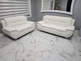 Sofa y loveseat (2)