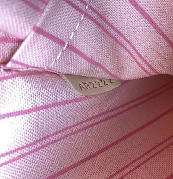 $1️⃣1️⃣9️⃣5️⃣ LV Damier Azur Propriano Tote, wear 2 ways using snaps at  sides, dual braided shoulder straps, tassel accent, pale pink…