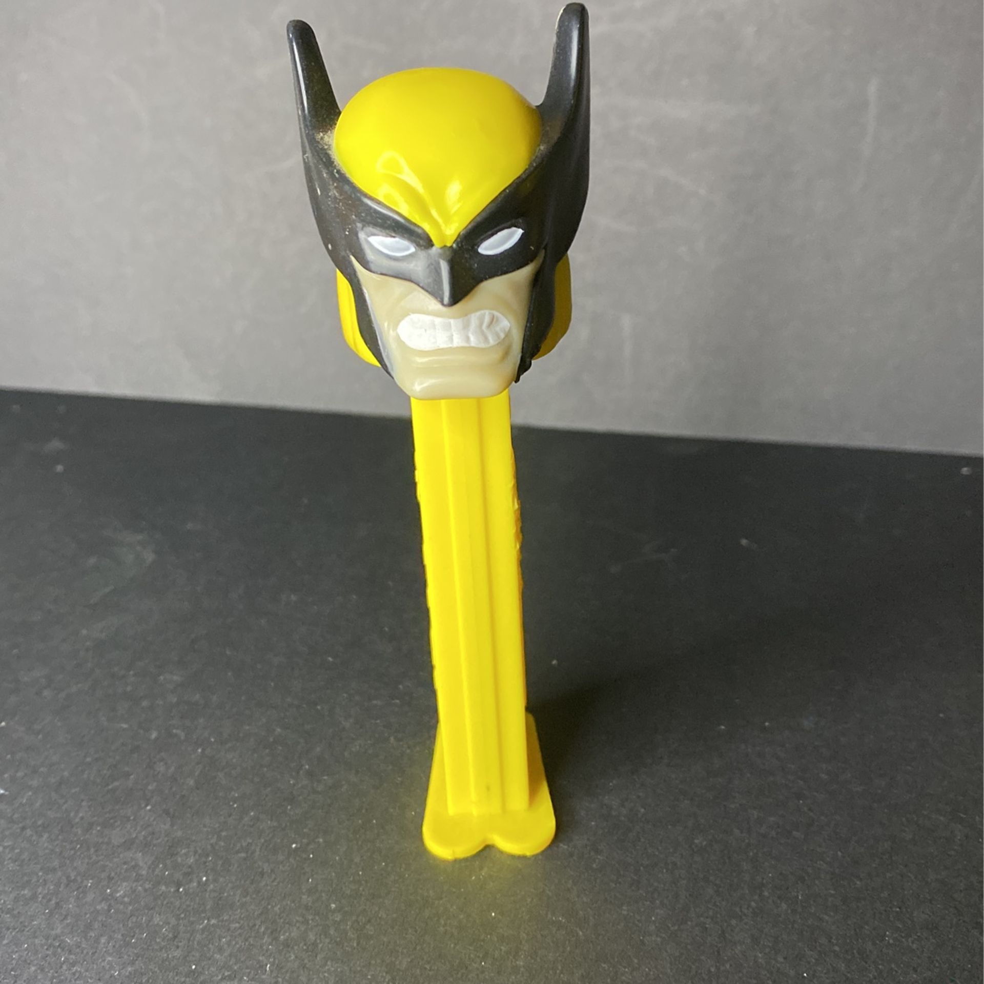 1999 Wolverine Pez Dispenser Made In Hungary