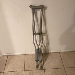 Crutches 