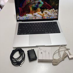 MacBook pro 14” M3 chip LOADED Microsoft Adobe Affinity Logic Final Cut Motion BUNDLE