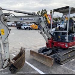 2018 Takeuchi TB230