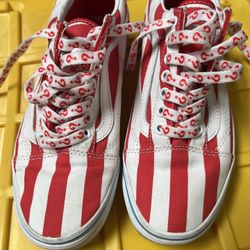 Where’s Waldo Vans Size 8W