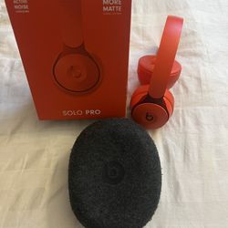 Beats Solo Pro Headphones