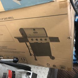 Dyna Glo 4 Burner Gas Grill