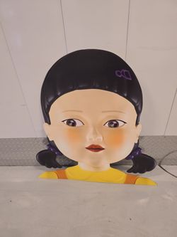 Squid Games Young-Hee  robot girl cut out