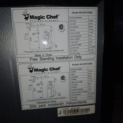 Refrigerator $200