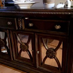 Dinner Table And Chairs Buffet Cabinets 