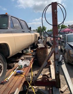 Auto Body Frame Machine