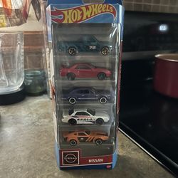 Nissan Hot Wheel Pack 