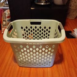 Hamper
