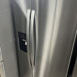 Used 33” Side By Side Refrigerators Stainless Steel 