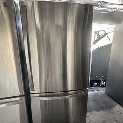 Kenmore Bottom Freezer Apt Size 33” Stainless Steel Fridge We Deliver And Install🚚