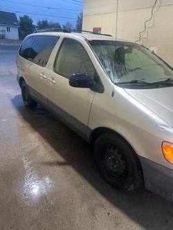 2001 Toyota Sienna