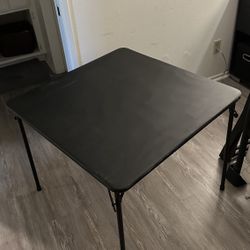 Table & 4 Folding Chairs
