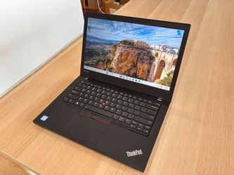 Lenovo T470 14” Core i5-7500u  2.90Ghz 8GB 256GB SSD Windows 11 PRO