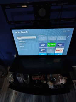 2 Smart TVs wth Roku one has remote one doesn't