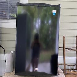 black refrigerator