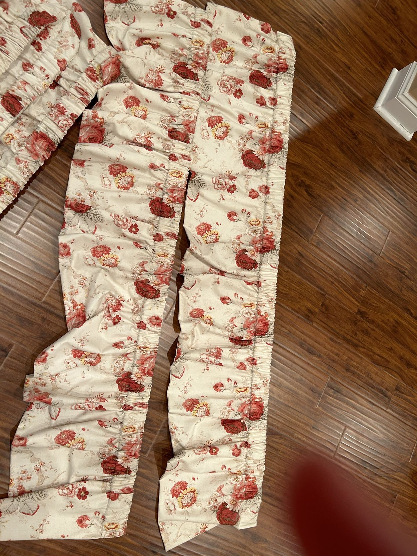 Wide Valances
