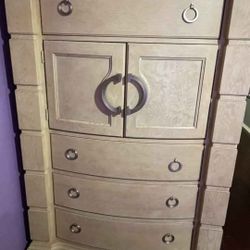 Queen Size Bedroom Set