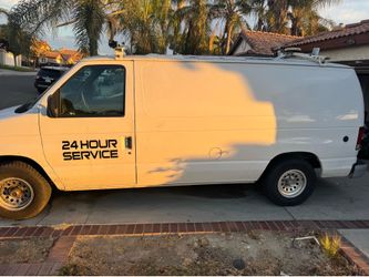2000 Ford E-150