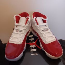 Jordan 11 Red/ White 