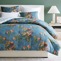 Gorgeous LIKE NEW Pottery Barn KING percal 100%  cotton reversible comforter and 2 Euro shams