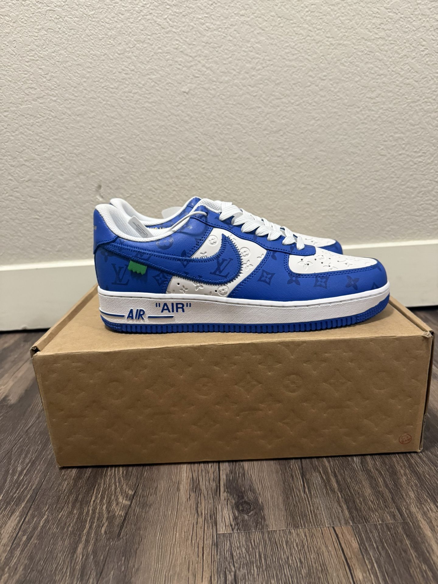 Nike X Louis Vuitton White Blue Size 9