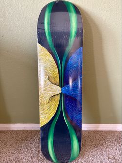 SKATEBOARD 8.25