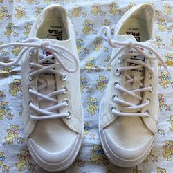 White Fila 