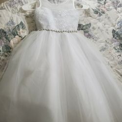Girls White Dress Size 4