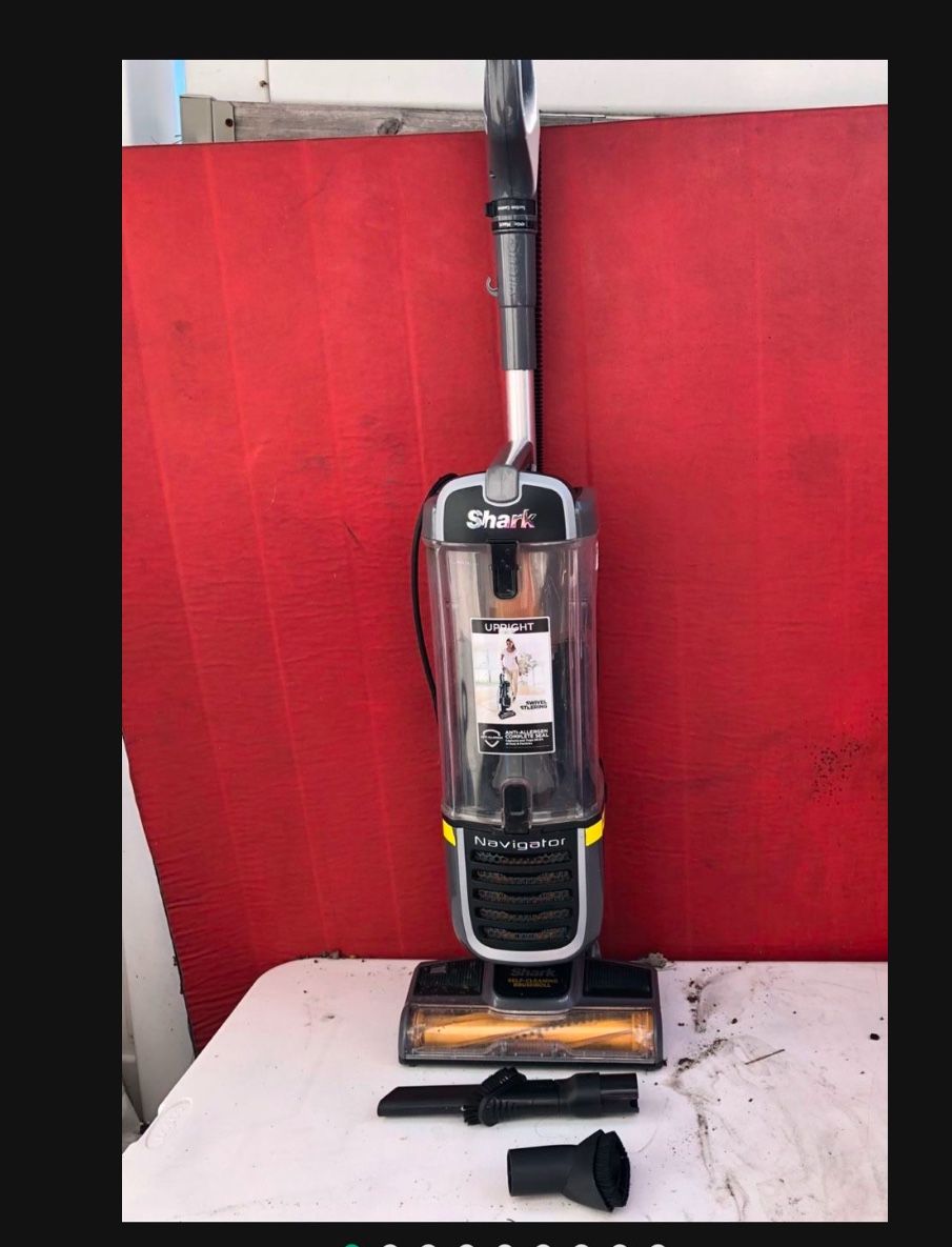 Like New Shark Vacuum With Accessories Tested Works Perfectly when you come ill fully test it for you