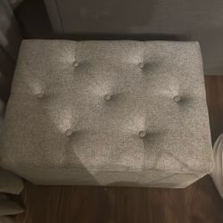 Tufted storage ottoman