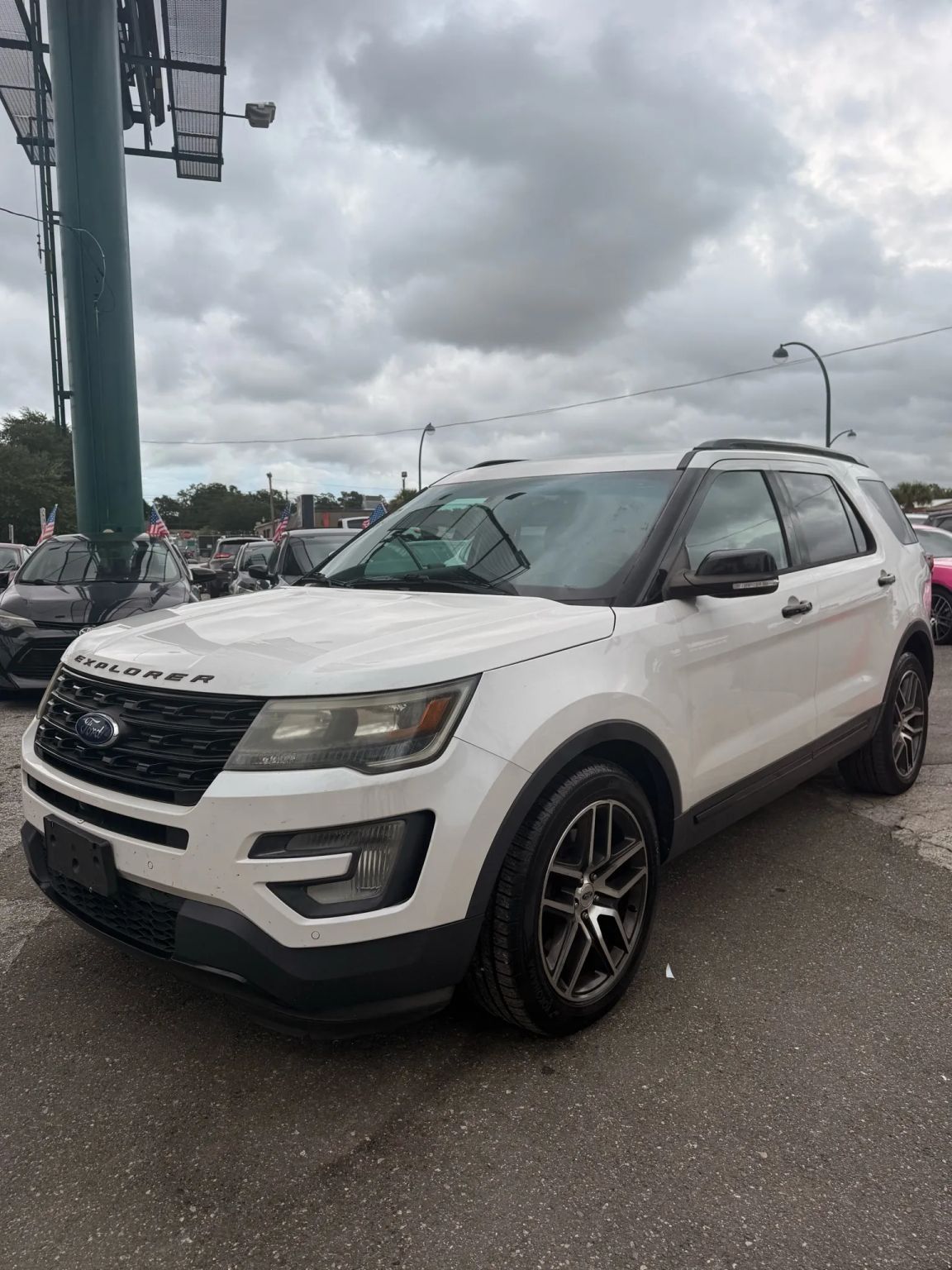 2016 Ford Explorer