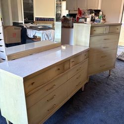 dresser Set 