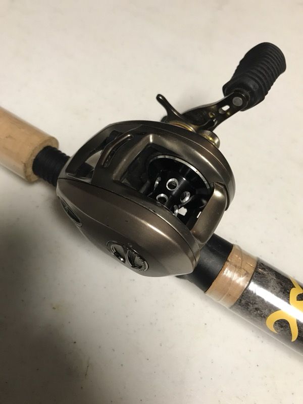 Browning Stalker Gold Baitcaster Fishing Rod & Reel combo