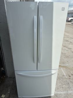 REFRIGERATOR SAMSUNG 30” 3 Doors