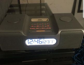 Ihome ipod alarm clock with remote