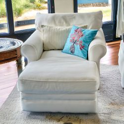 Beach White Chaise Lounge 