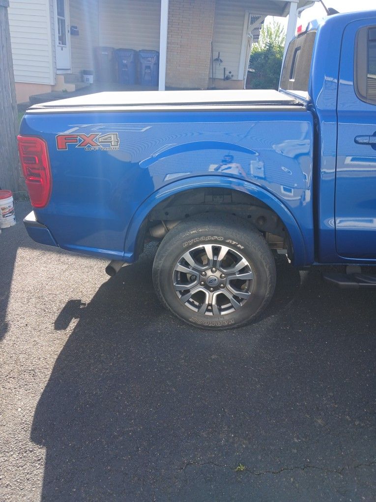 Lund Roll Up Cover For 2019 To 2023 Ford Rangers