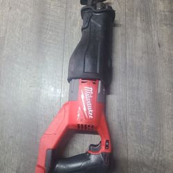 Milwaukee
M18 FUEL 18V Lithium-Ion Brushless Cordless Super SAWZALL Orbital Reciprocating Saw (Tool-Only)
