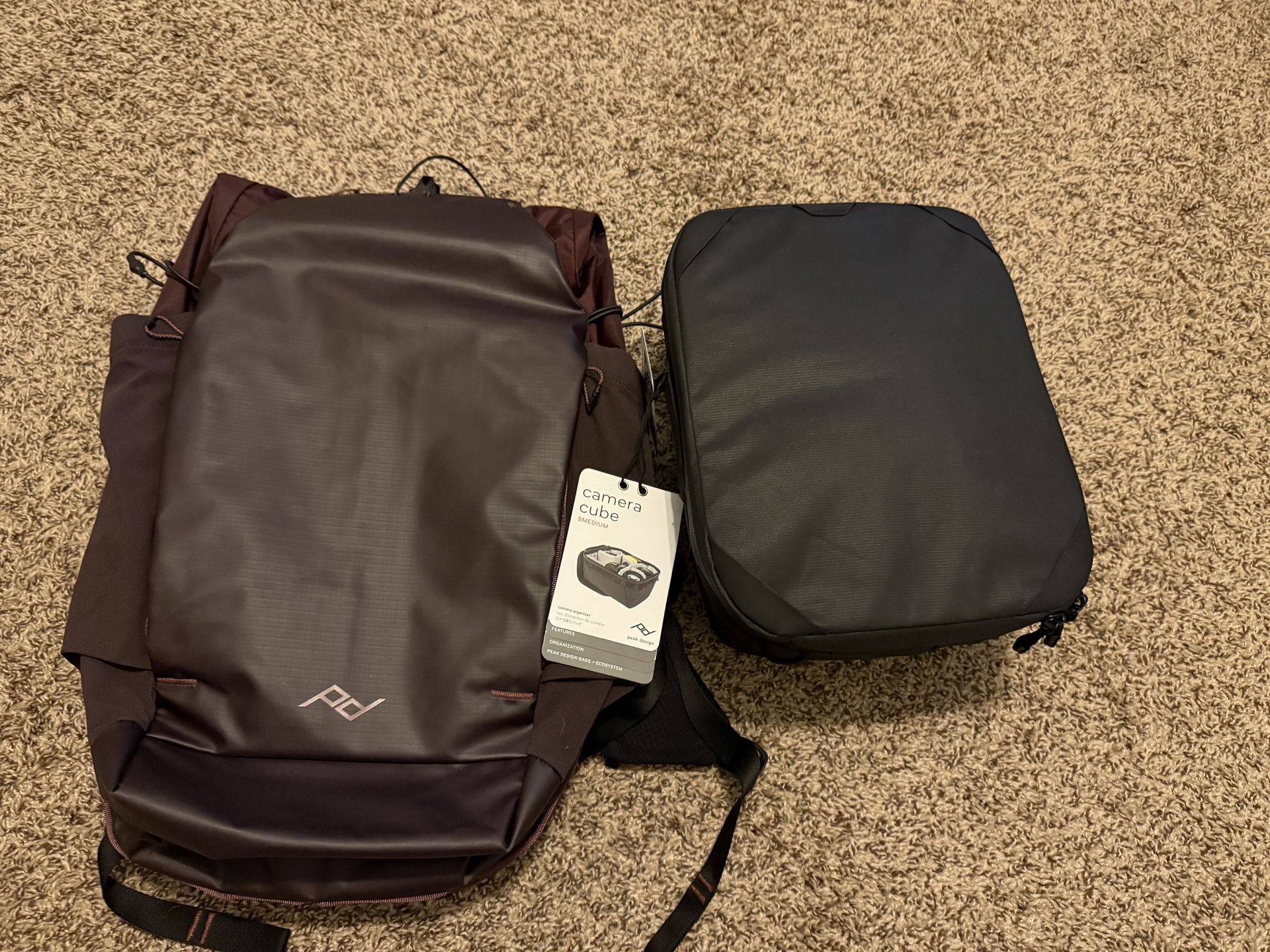 Peak Design 25L Outdoor Backpack With Smedium Camera Cube