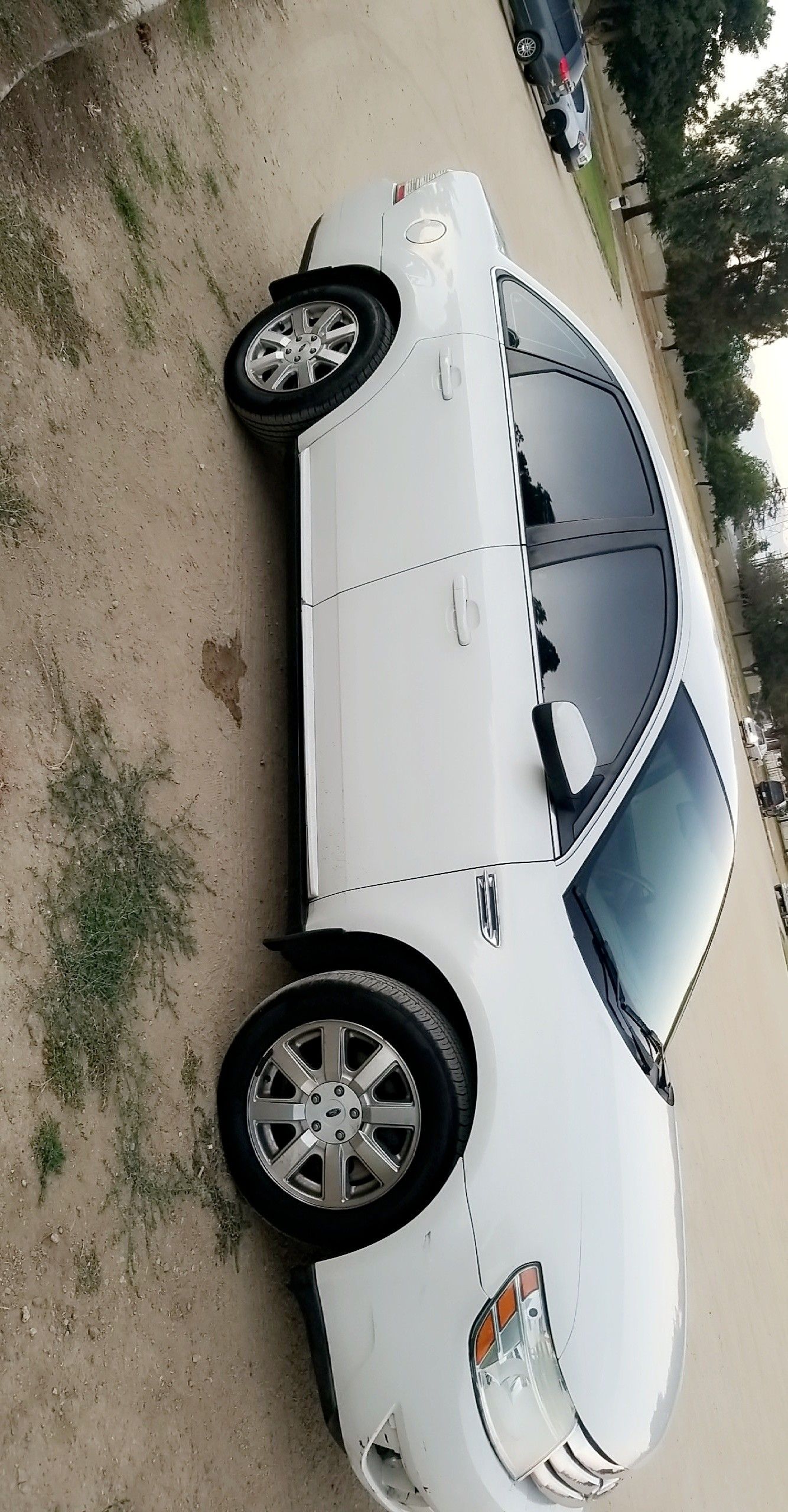 Ford taurus 2009